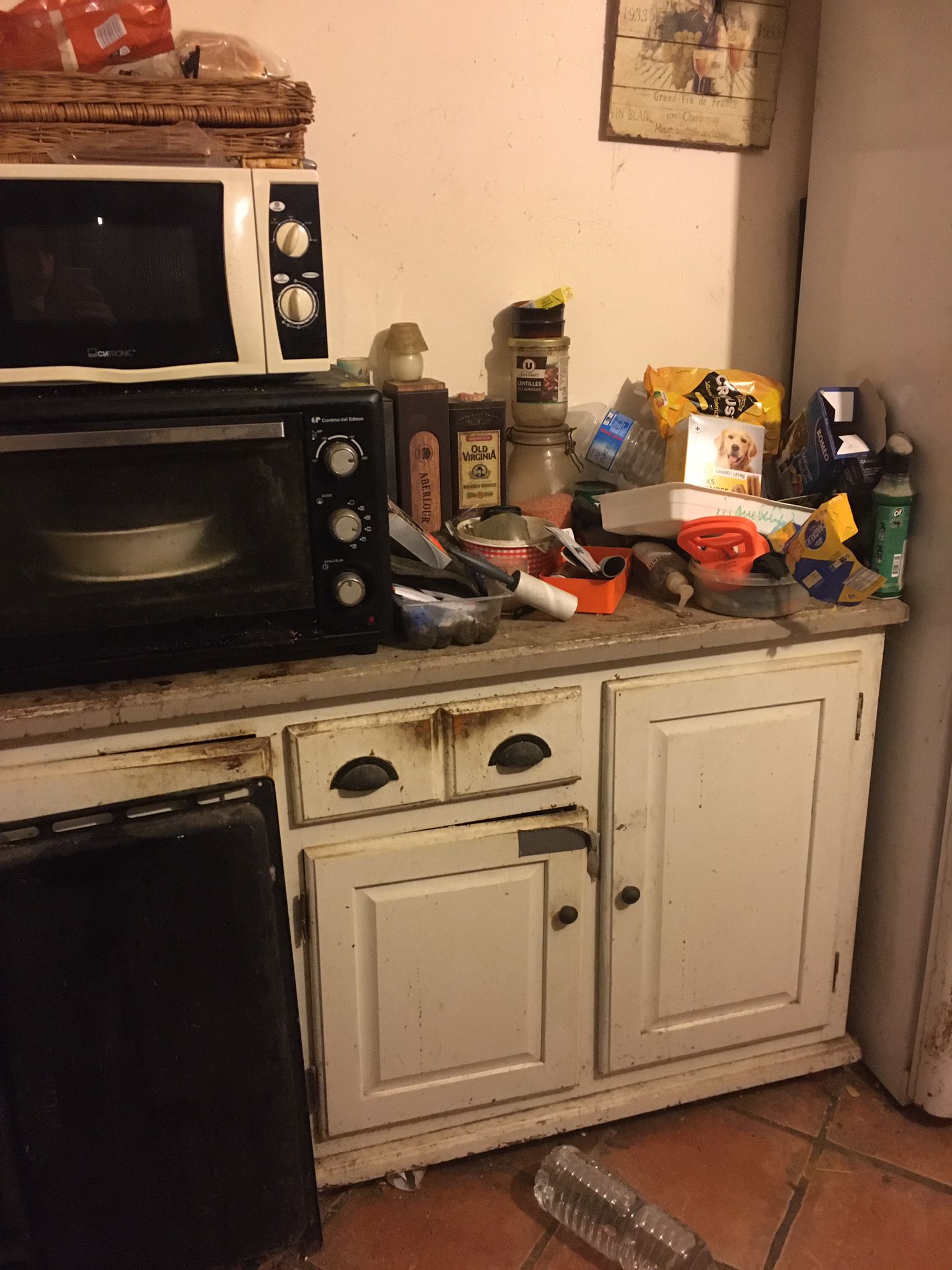 Pourquoi faire appel à des professionnels pour le nettoyage de logements post-mortem ? IMG 20241130 WA0016